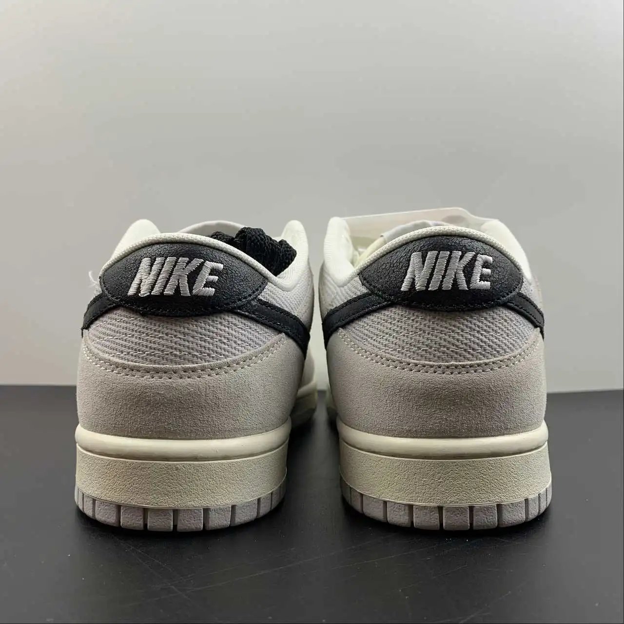 Nike Dunk Low DO9776-001 11