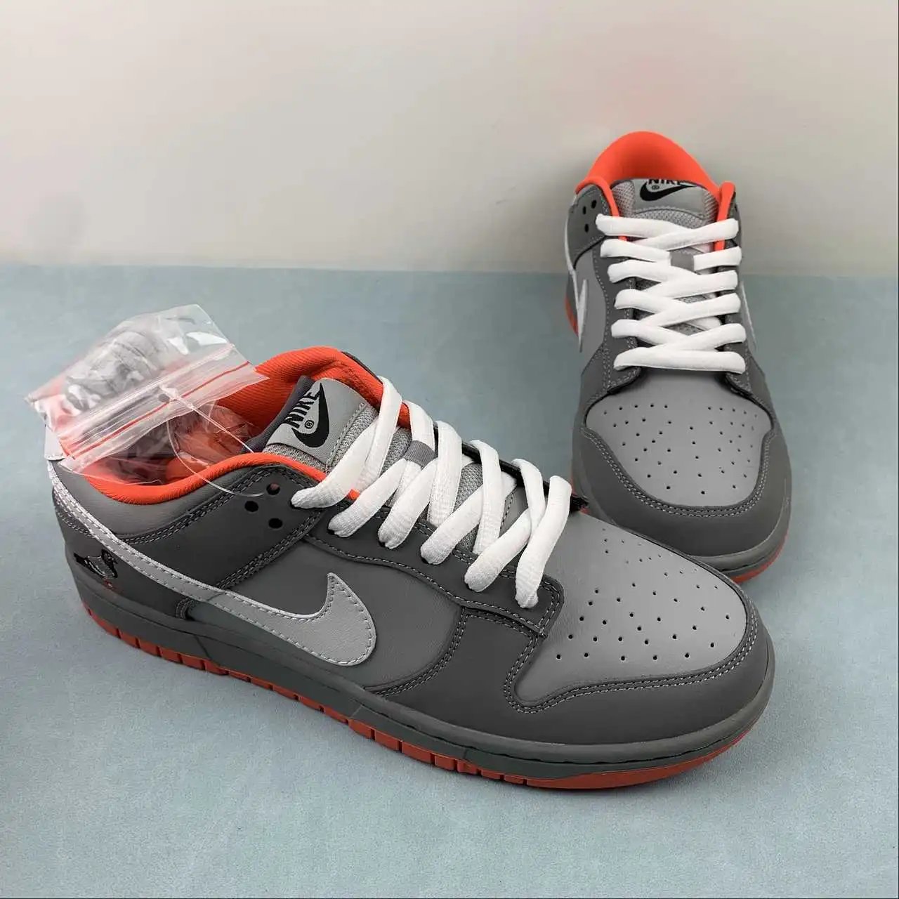 Nike Dunk Low 304292-011 thumbnail 2