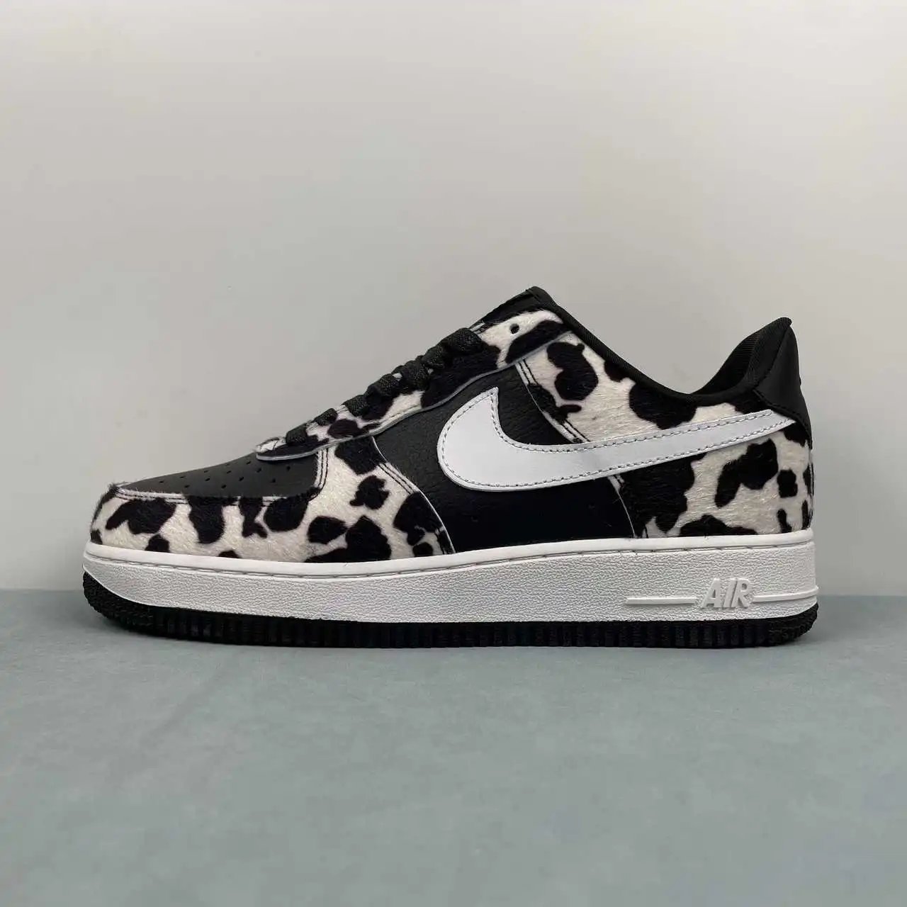 Nike Air Force 1 IO0442-001 thumbnail 4