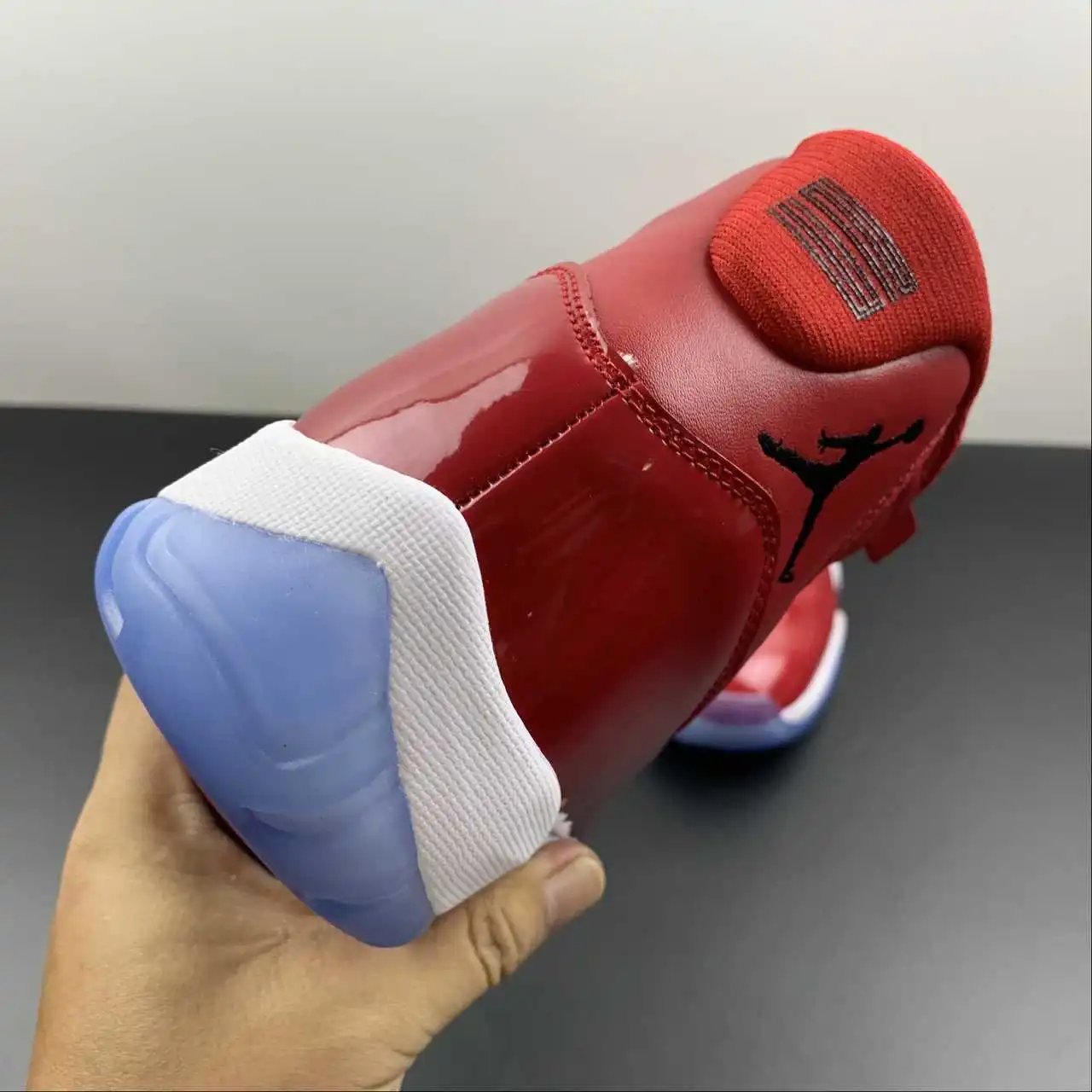 Air Jordan 11 378037-623 9