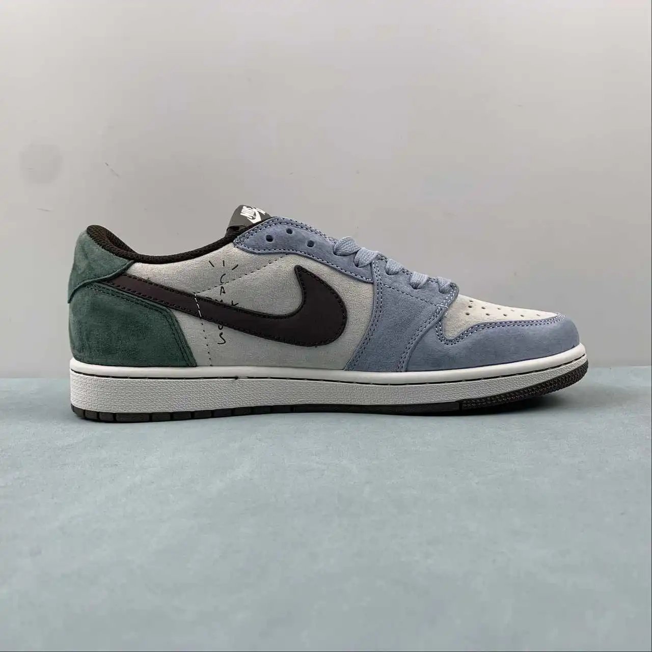 Air Jordan 1 Low DM7866-820 6