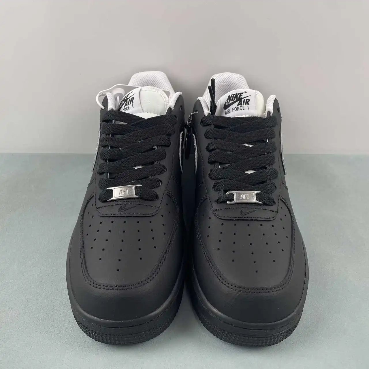 Nike Air Force 1 FQ4296-101 thumbnail 3