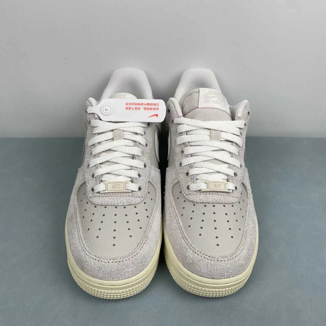 Nike Air Force 1 HF2897-001 thumbnail 3