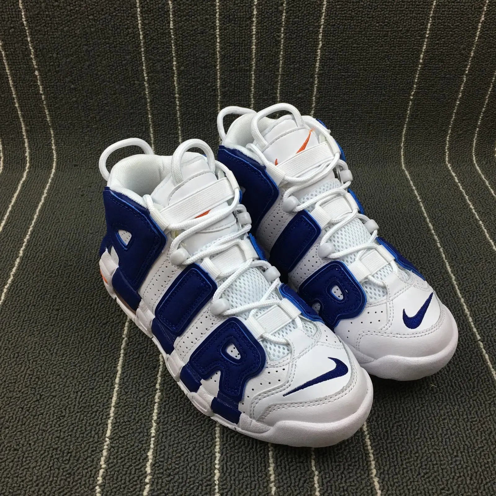 Nike Air More Uptempo White Blue Orange thumbnail 2