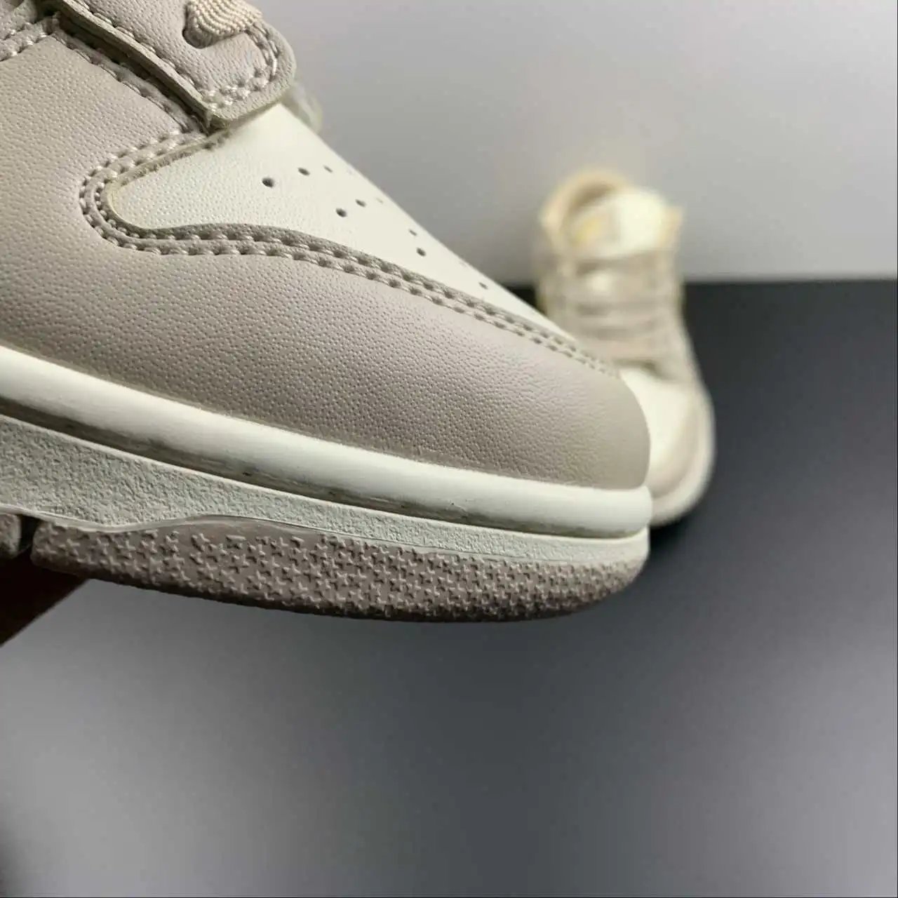Nike Dunk Low DX5930-100 7
