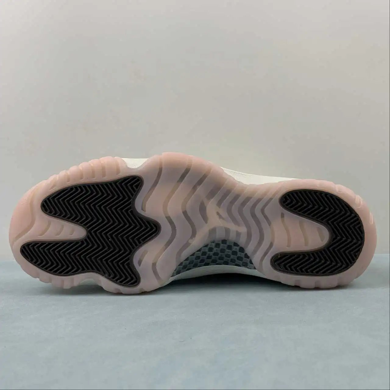 Air Jordan 11 AR0715-101 12