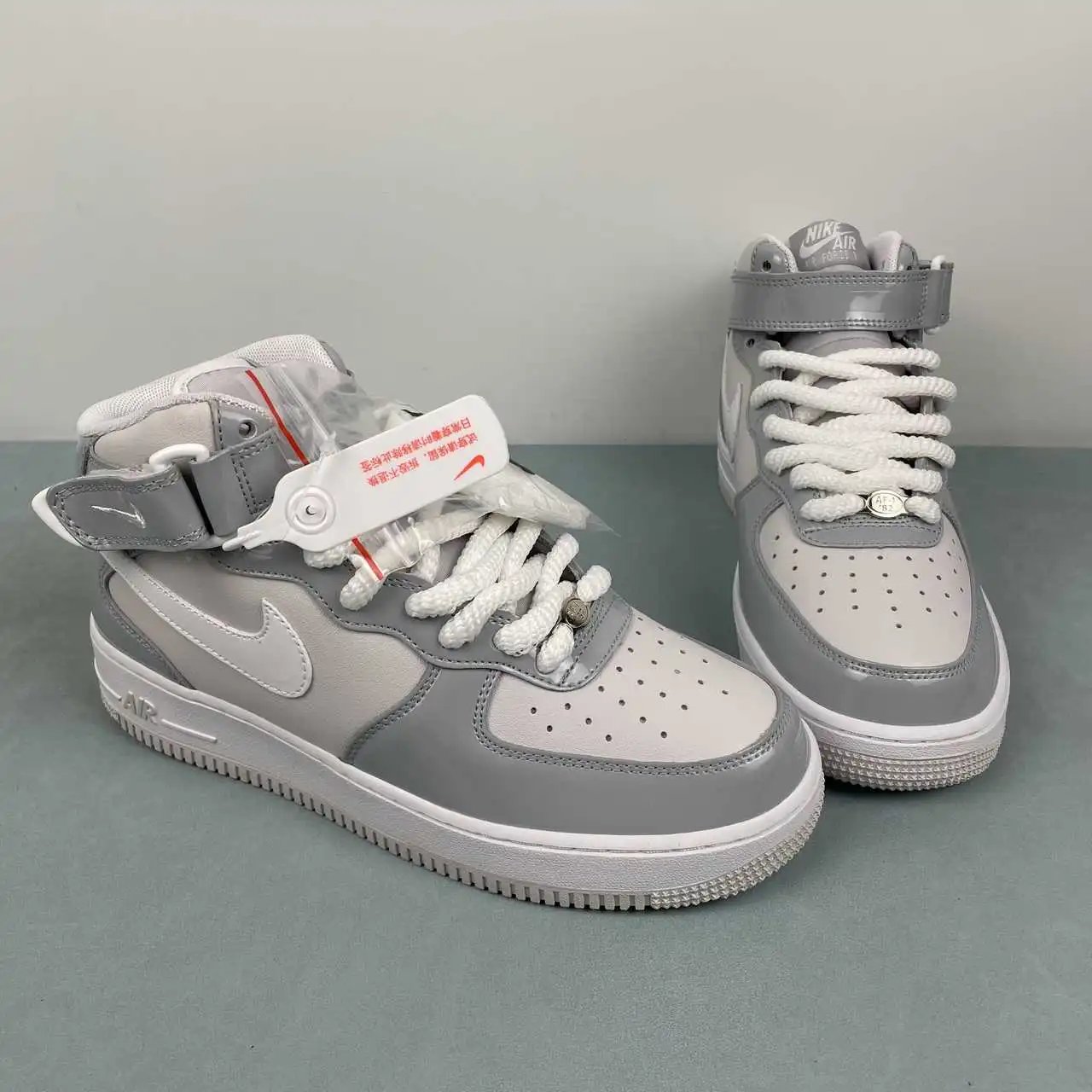 Nike Air Force 1 HV9405-001 thumbnail 2