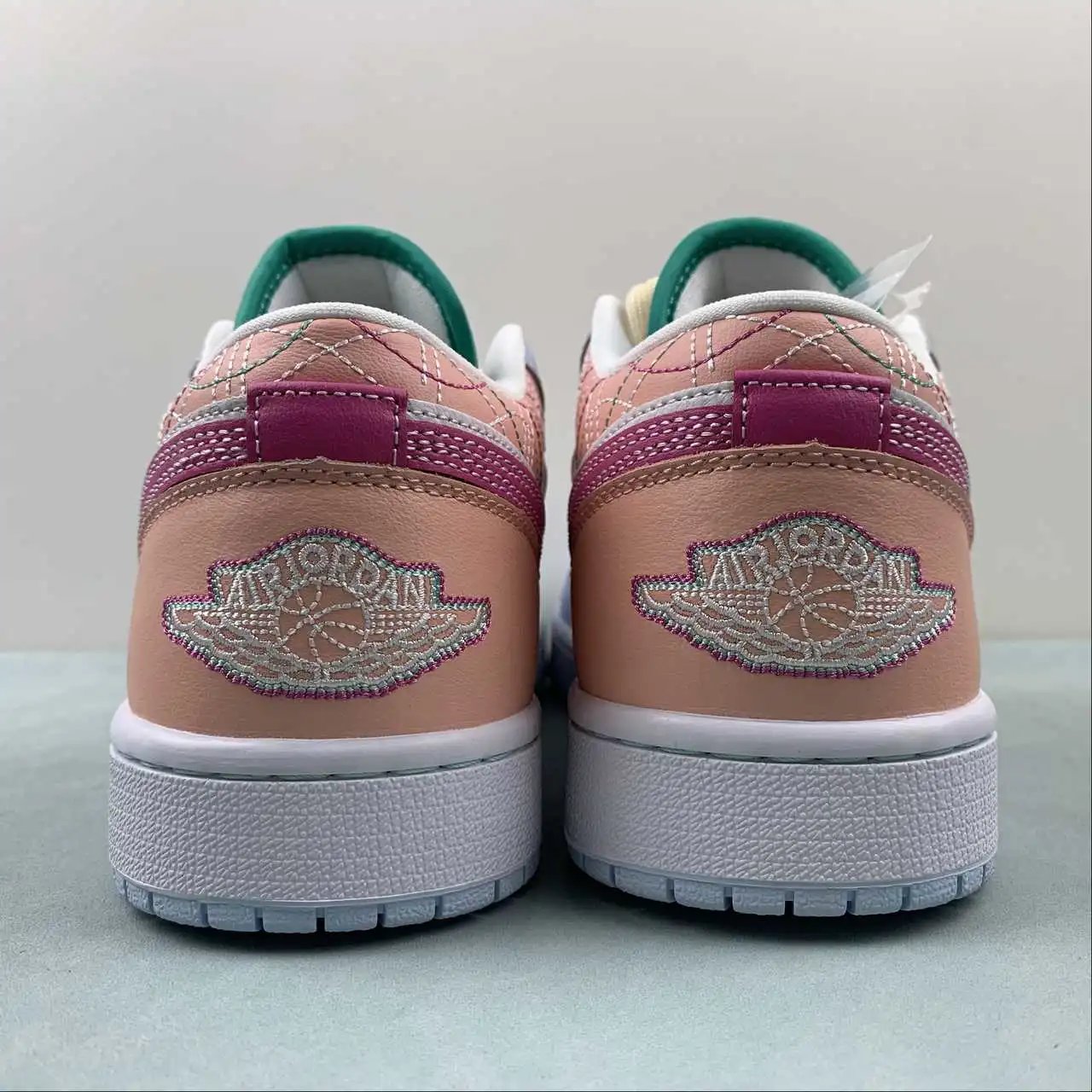Air Jordan 1 Low FV3623-151 thumbnail 4