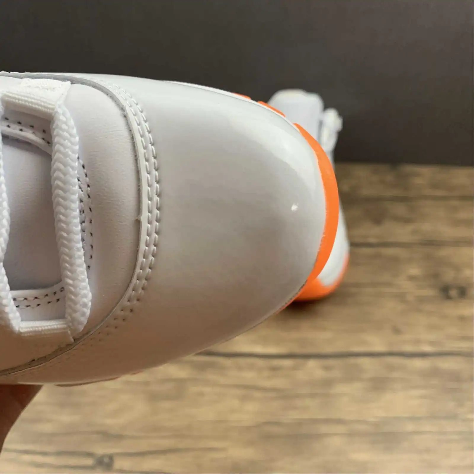 Air Jordan 11 AH7860-139 8