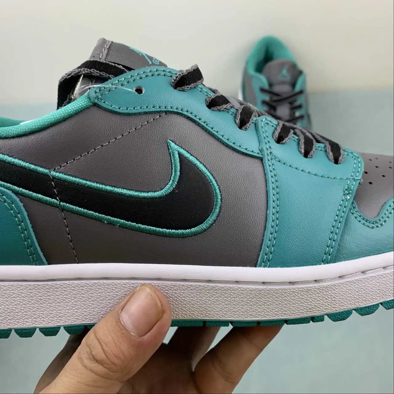 Air Jordan 1 Low FZ3248-001 9