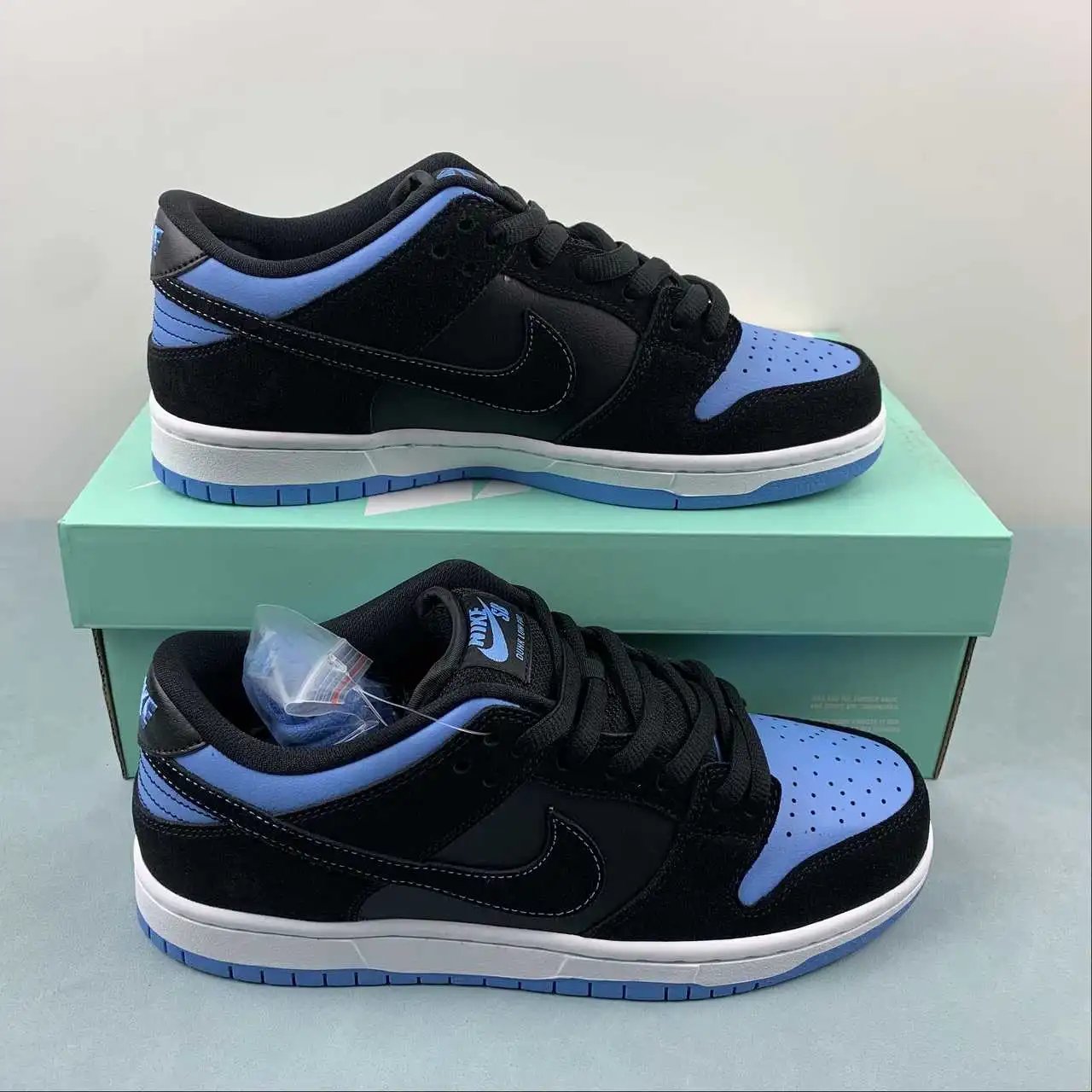 Nike Dunk Low 304292-048