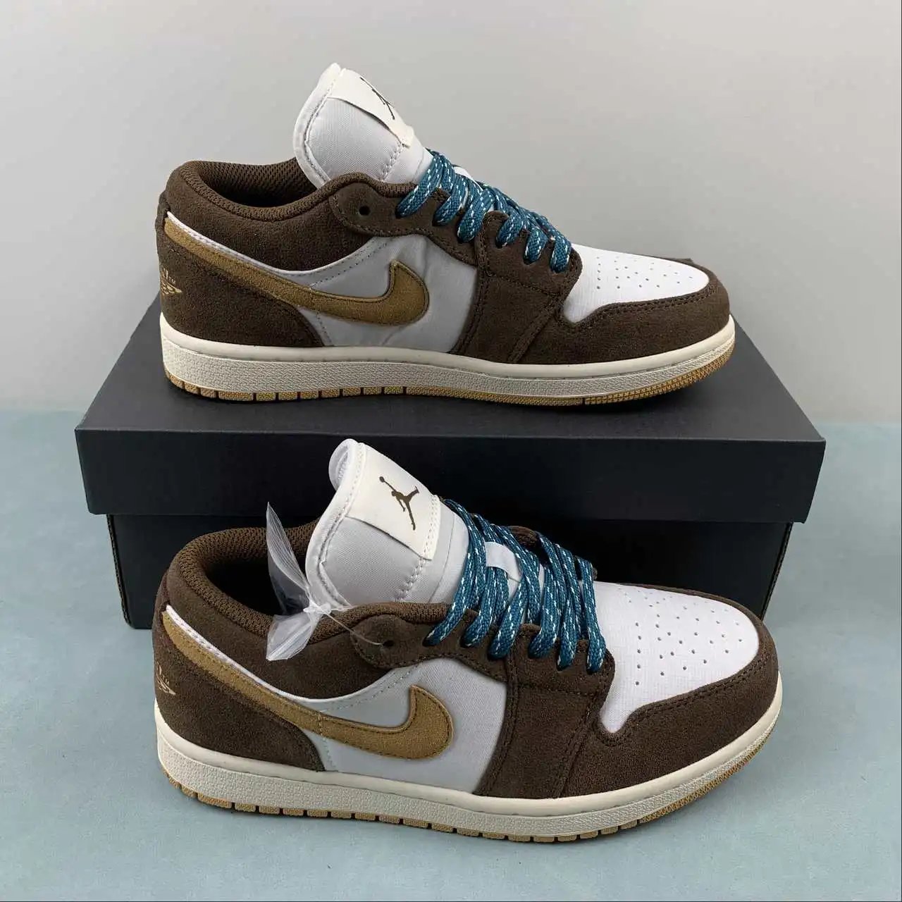 Air Jordan 1 Low FB2216-200