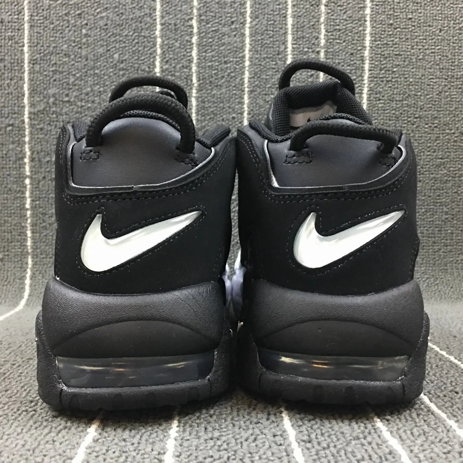 Nike Air More Uptempo Black White Grey thumbnail 3