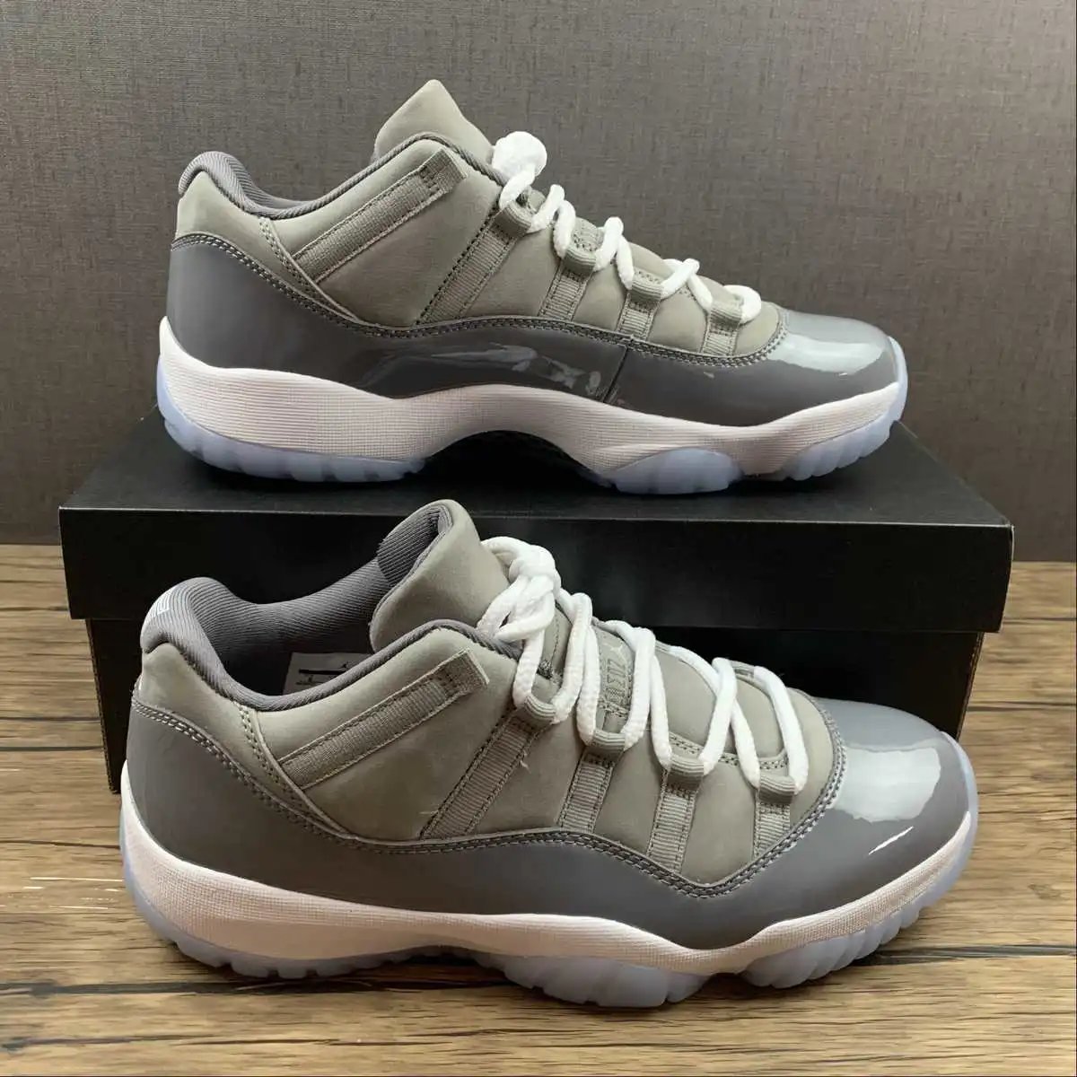 Air Jordan 11 528895-003
