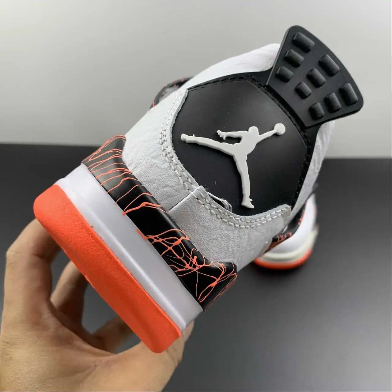 Air Jordan 4 308797-116 10