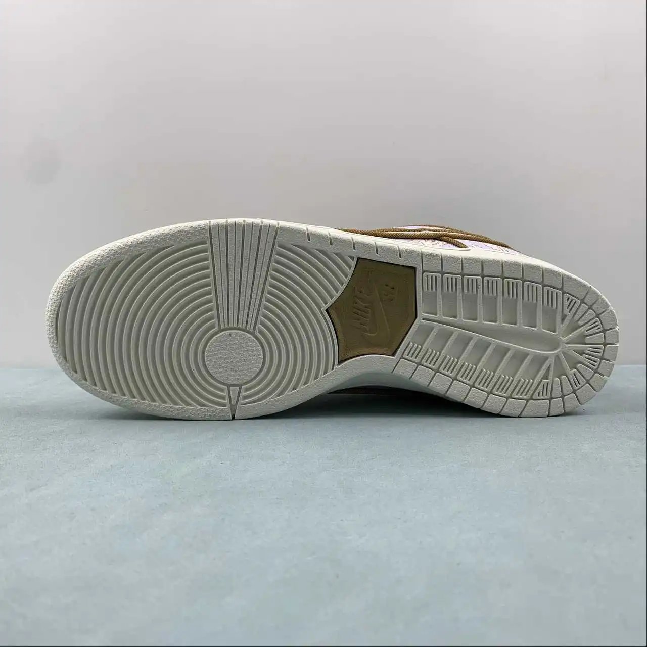 Nike Dunk Low FN5880-001 12