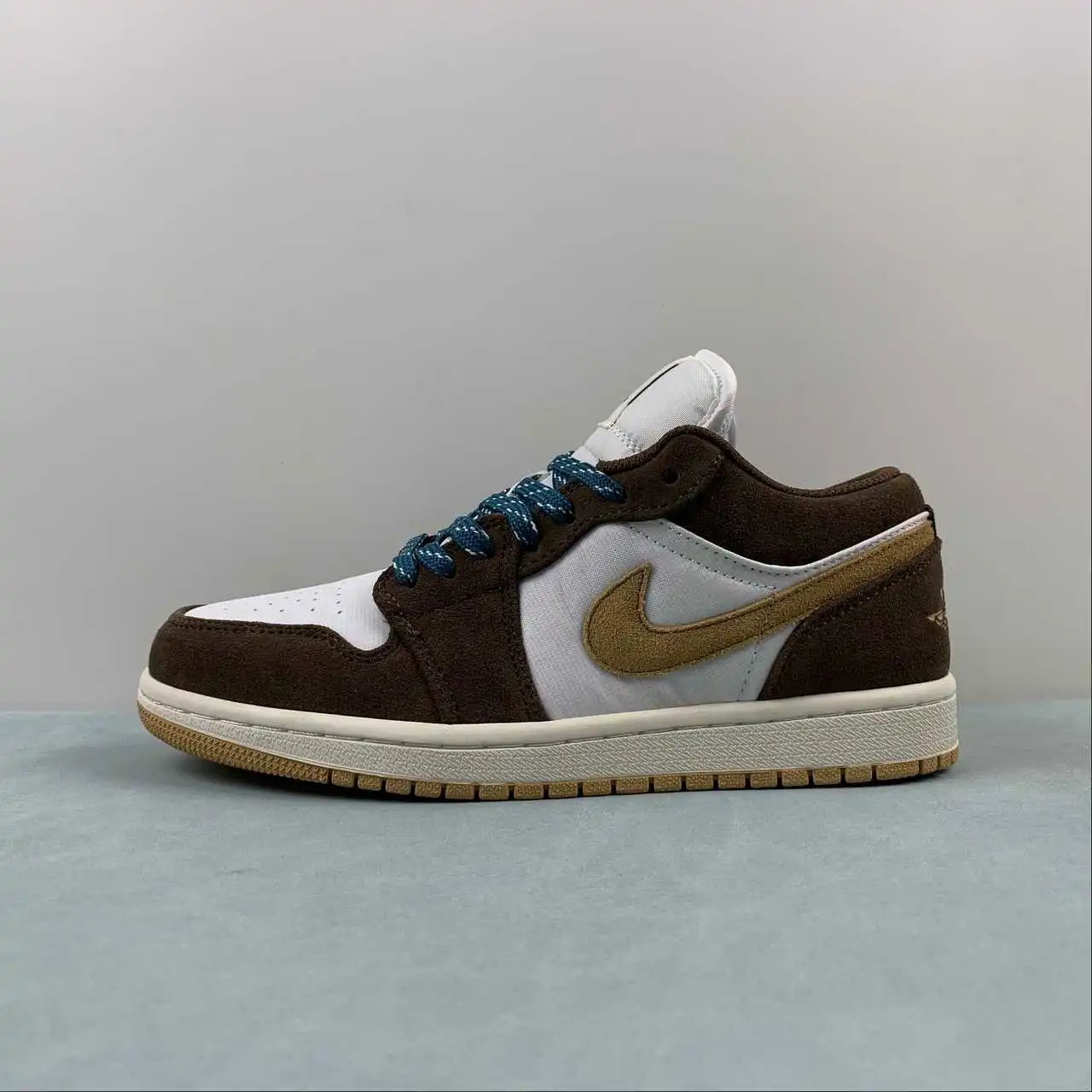 Air Jordan 1 Low FB2216-200 5