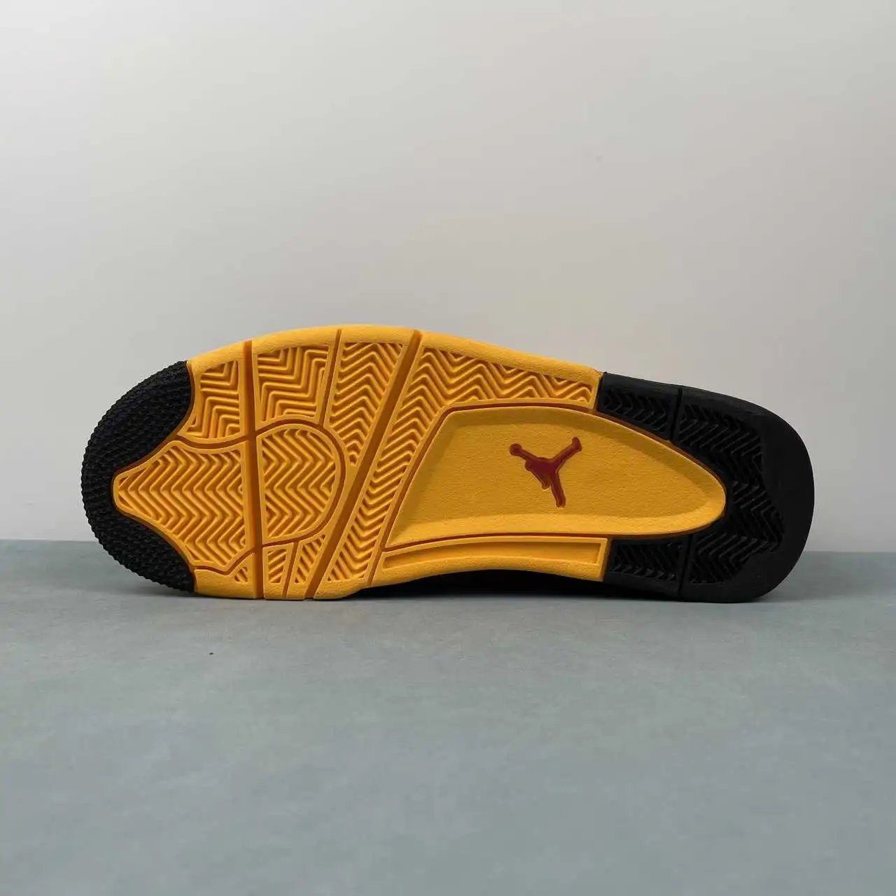 Air Jordan 4 FQ7939-007 11