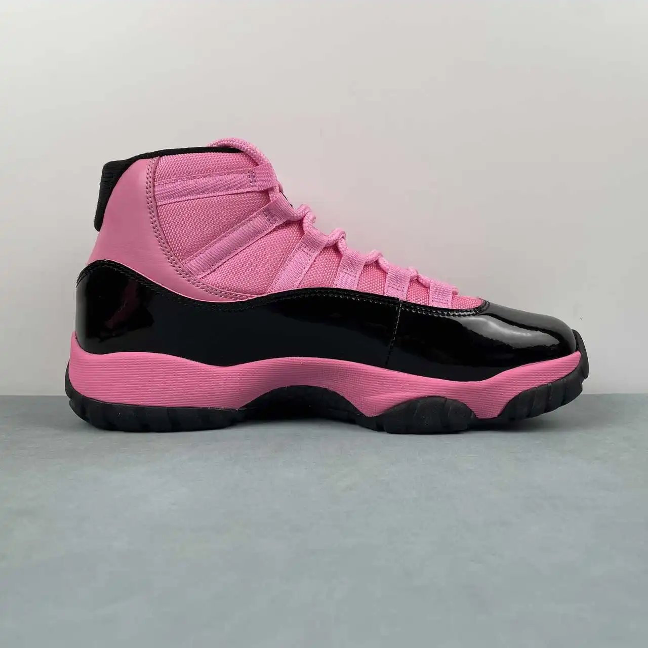 Air Jordan 11 CT8012-500 5
