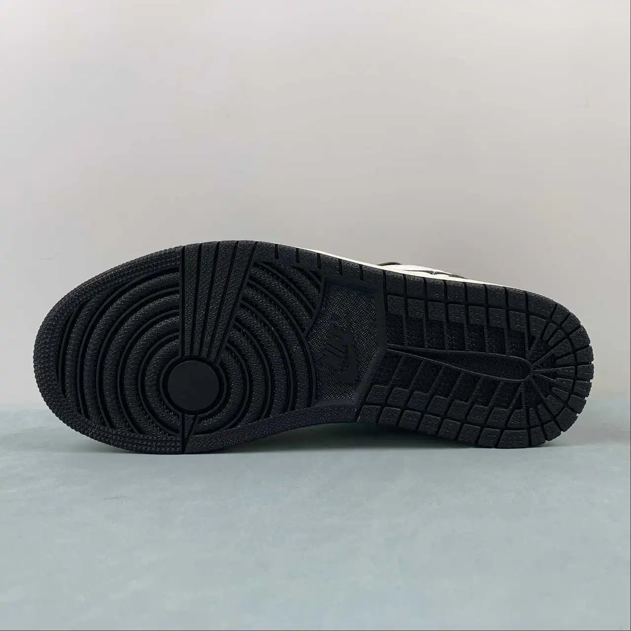 Air Jordan 1 Low FB9893-101 11
