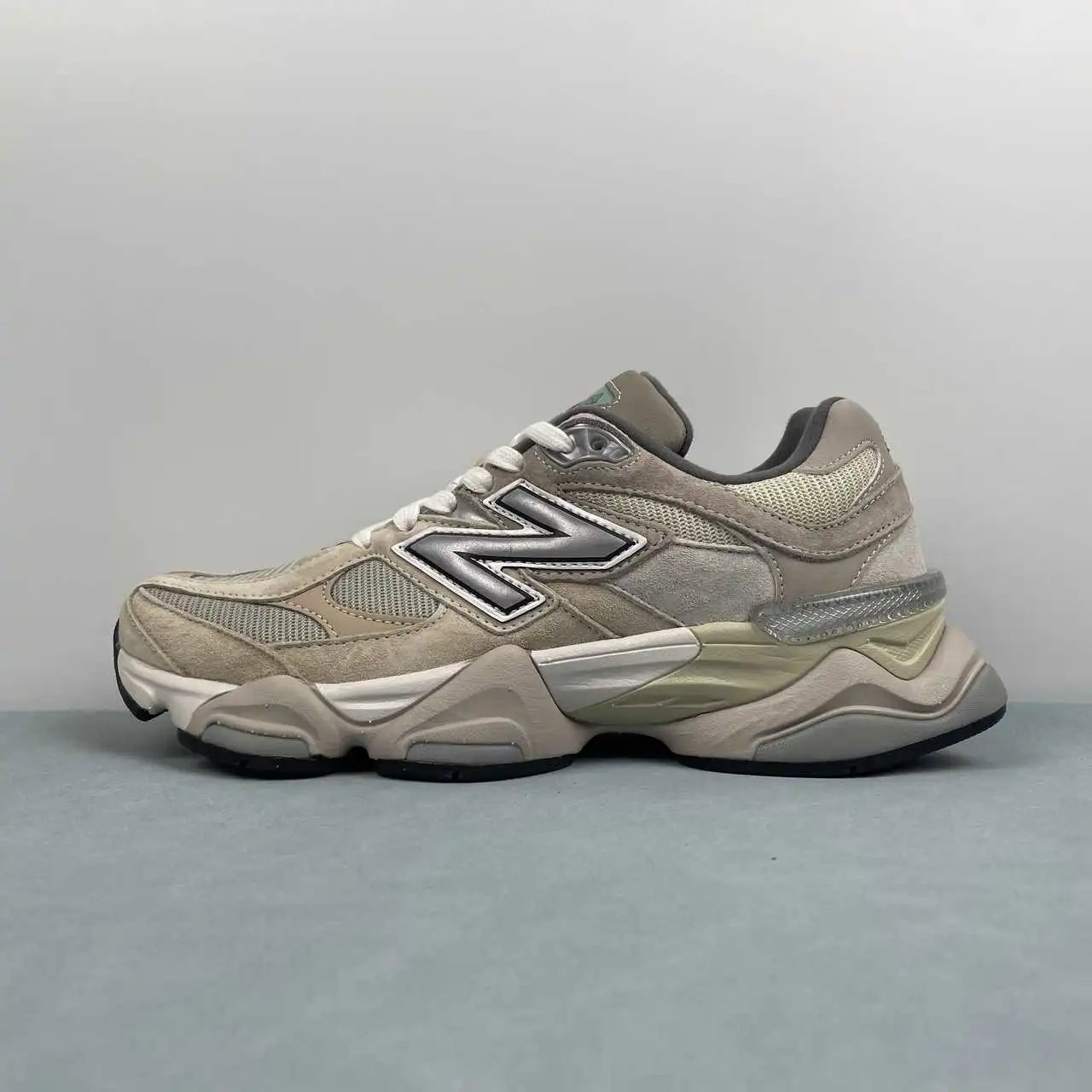 New Balance 9060 U9060MAC thumbnail 4