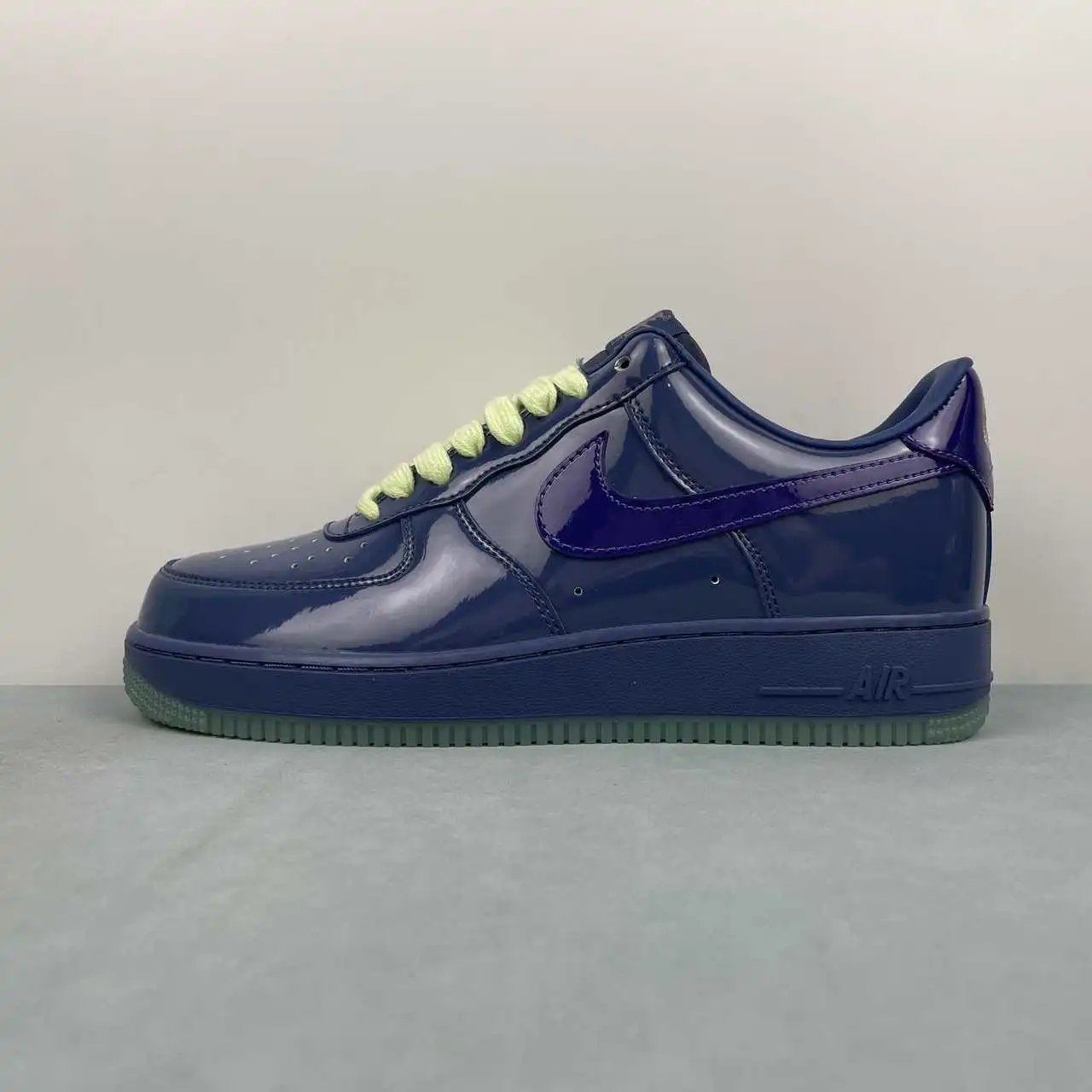 Nike Air Force 1 IO4489-400 thumbnail 4