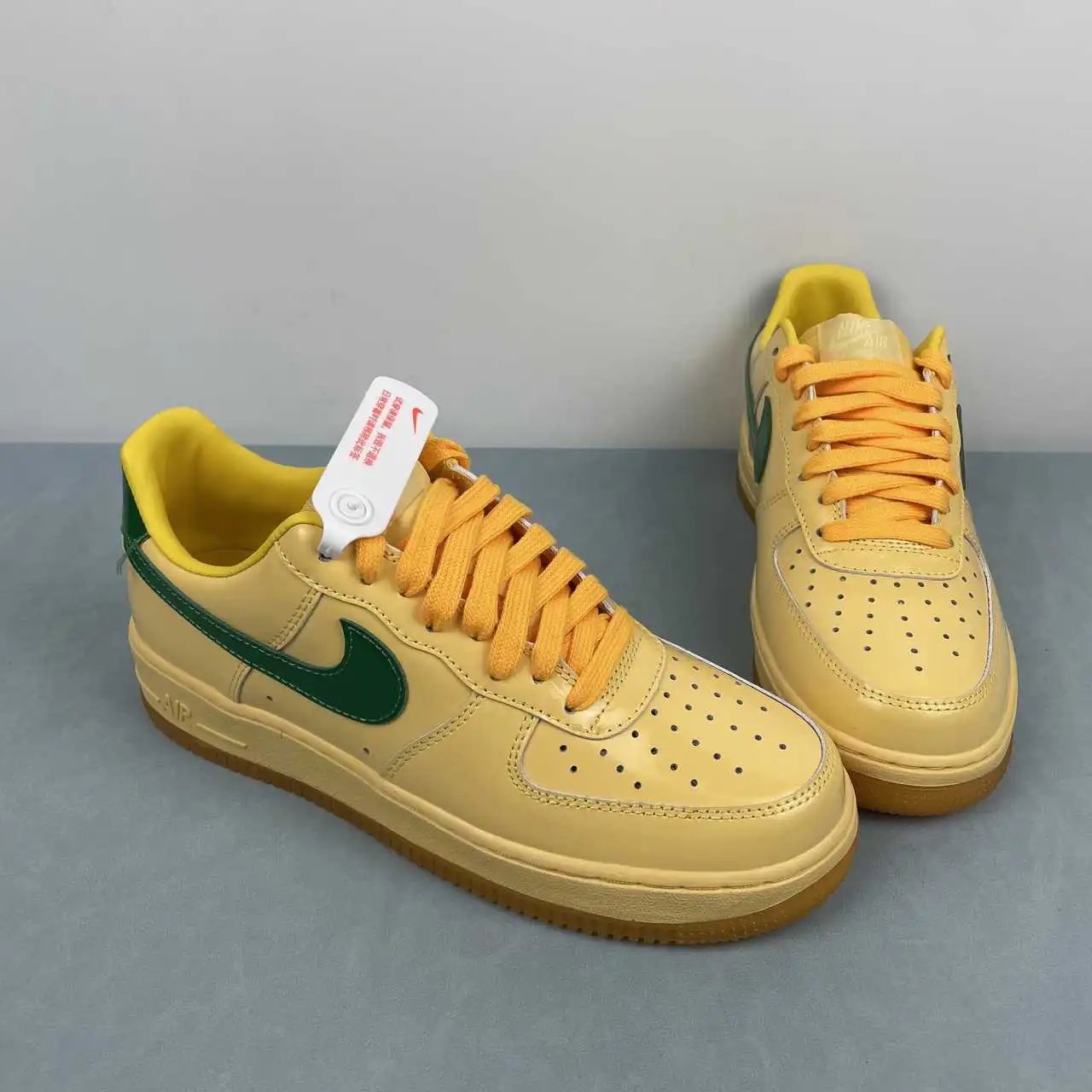 Nike Air Force 1 IO4489-700 thumbnail 2