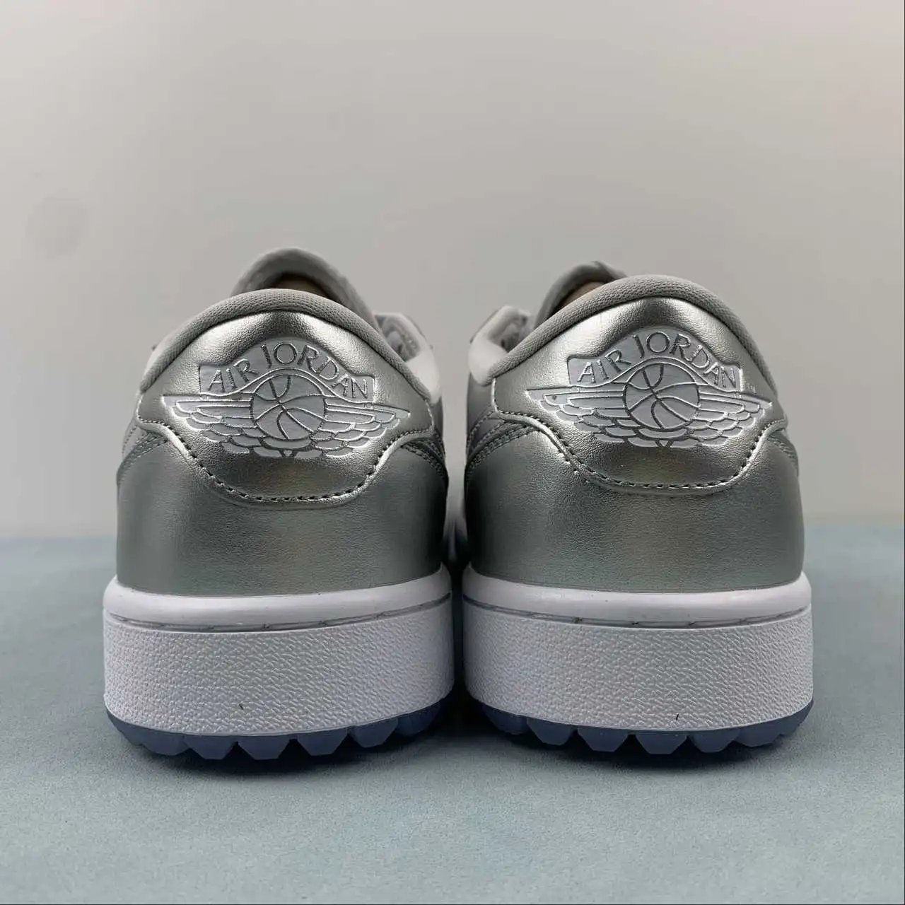 Air Jordan 1 Low FD6848-001 thumbnail 4