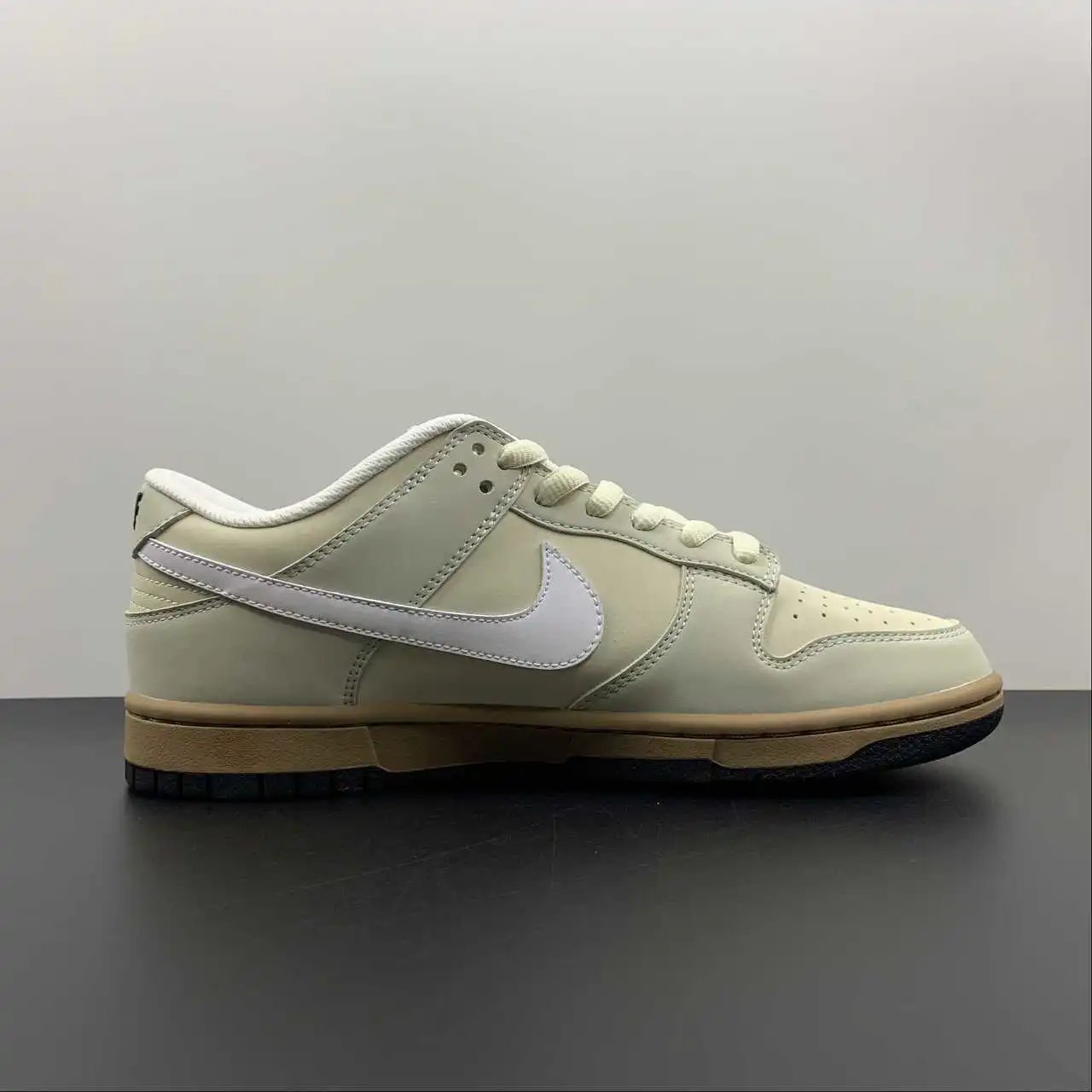 Nike Dunk Low DD5896-020 5