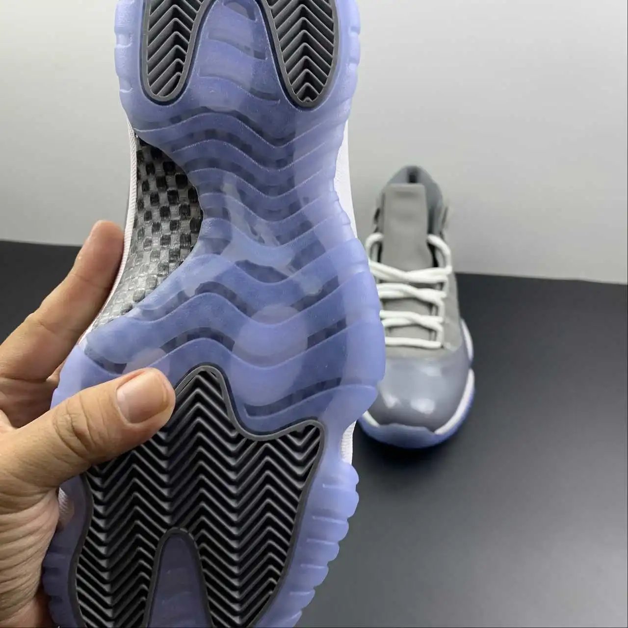 Air Jordan 11 CT8012-005 10