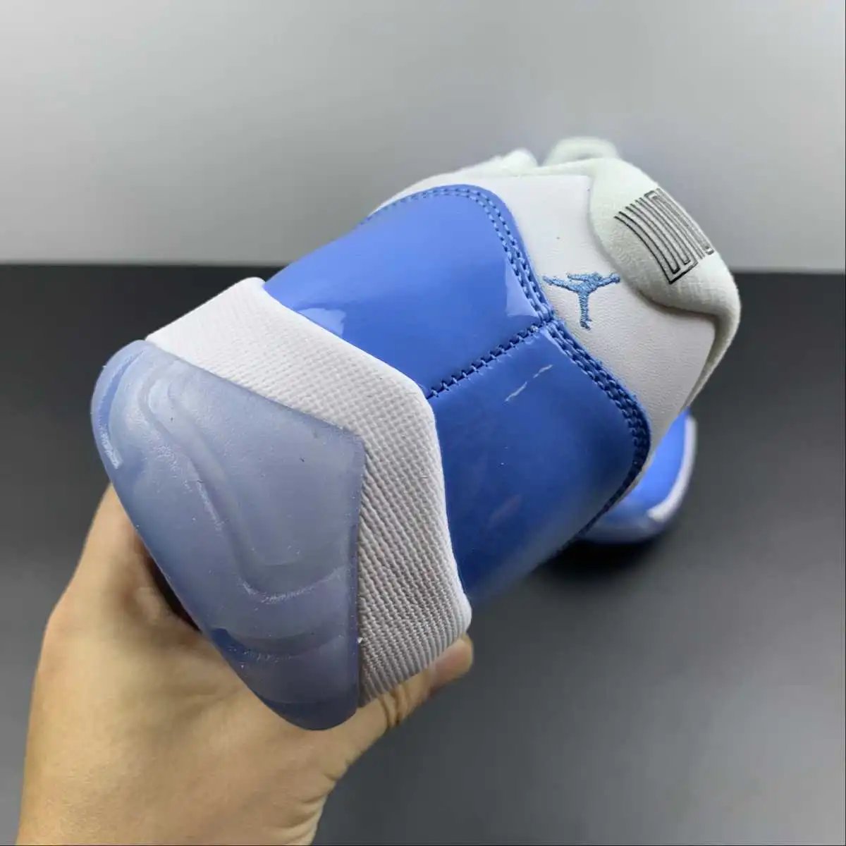 Air Jordan 11 528895-106 10