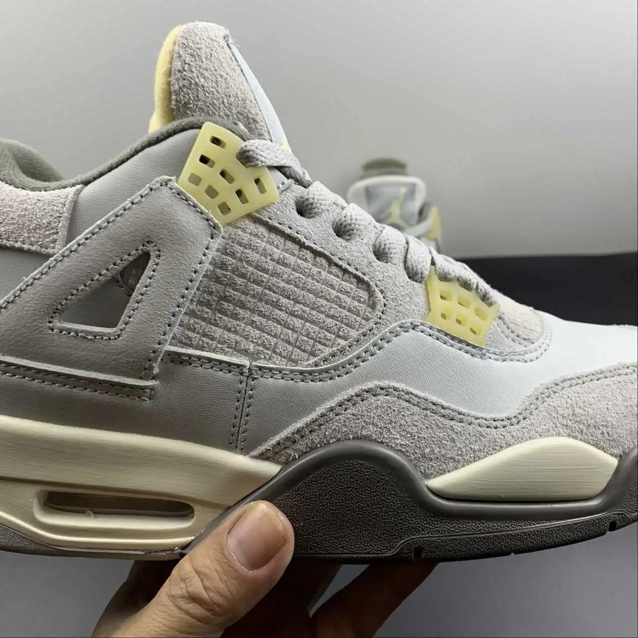 Air Jordan 4 DV3742-021 9