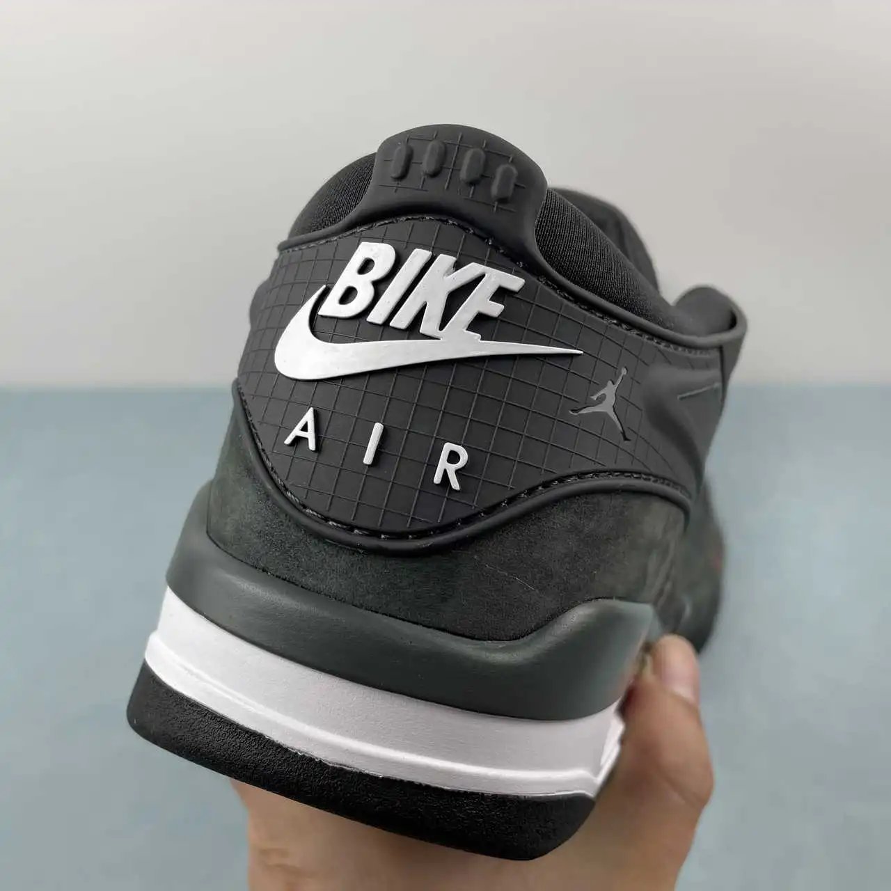 Air Jordan 4 HF4334-004 9