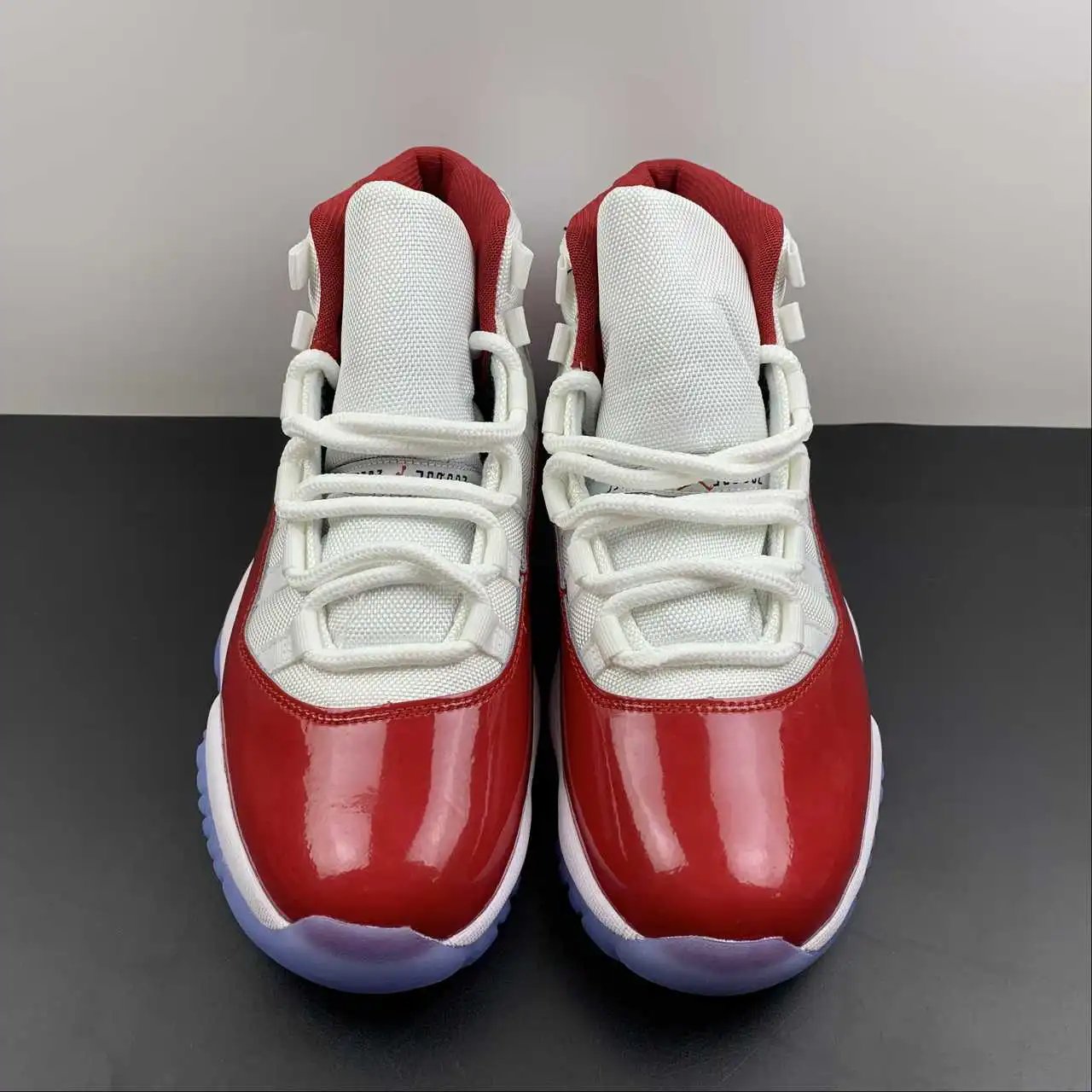 Air Jordan 11 CT8012-116 thumbnail 4