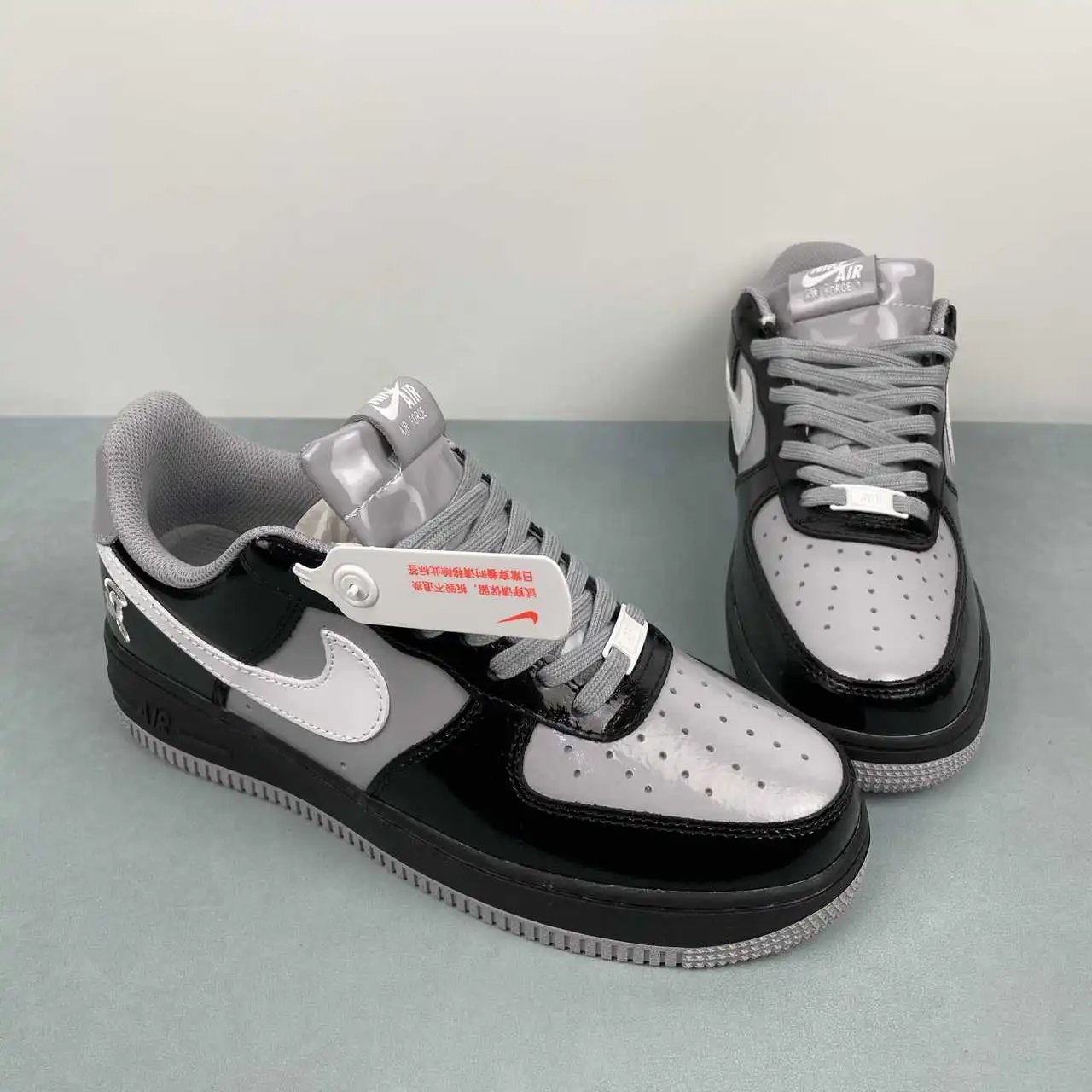 Nike Air Force 1 IO9974-010 thumbnail 2