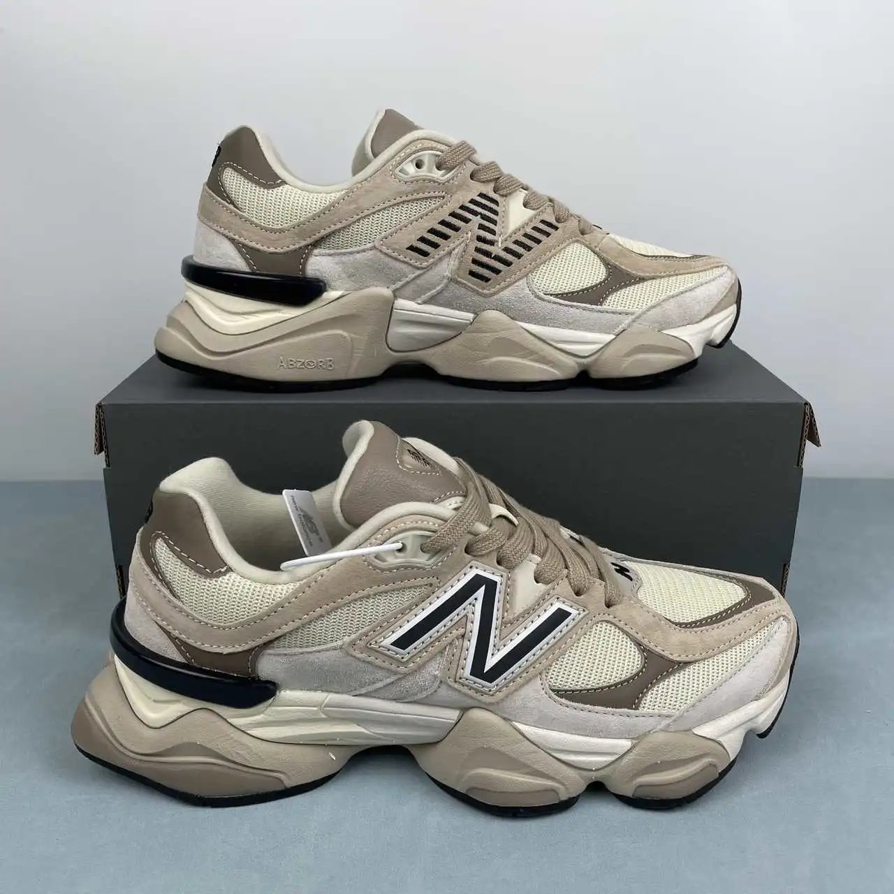 New Balance 9060 U9060ZBB