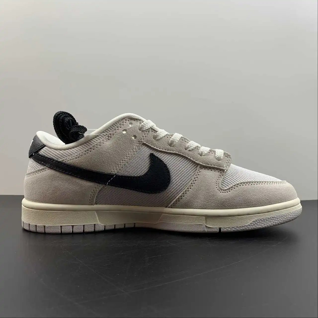 Nike Dunk Low DO9776-001 5