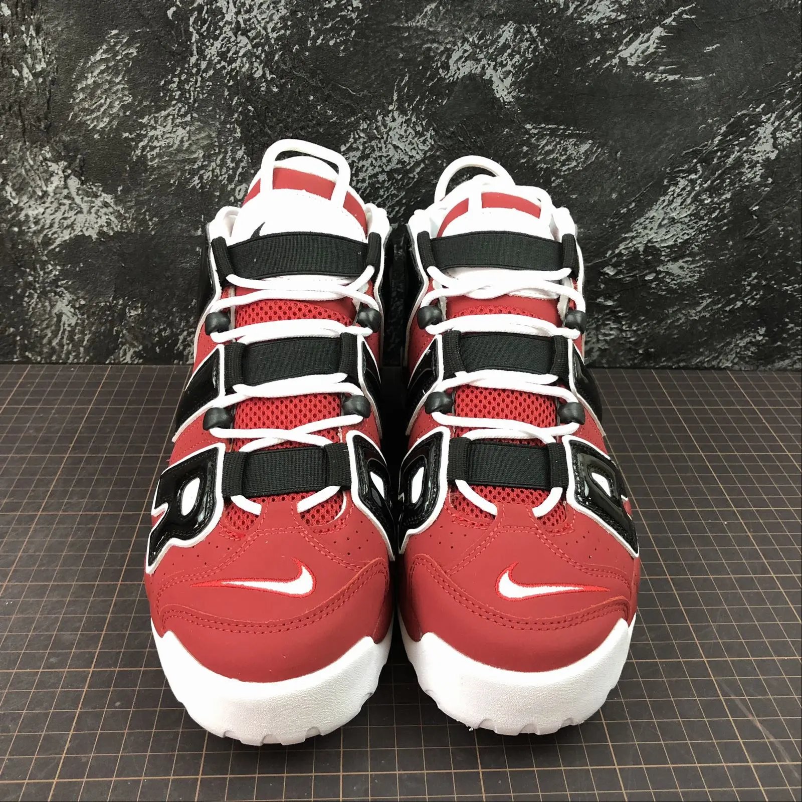 Nike Air More Uptempo Red Black thumbnail 4