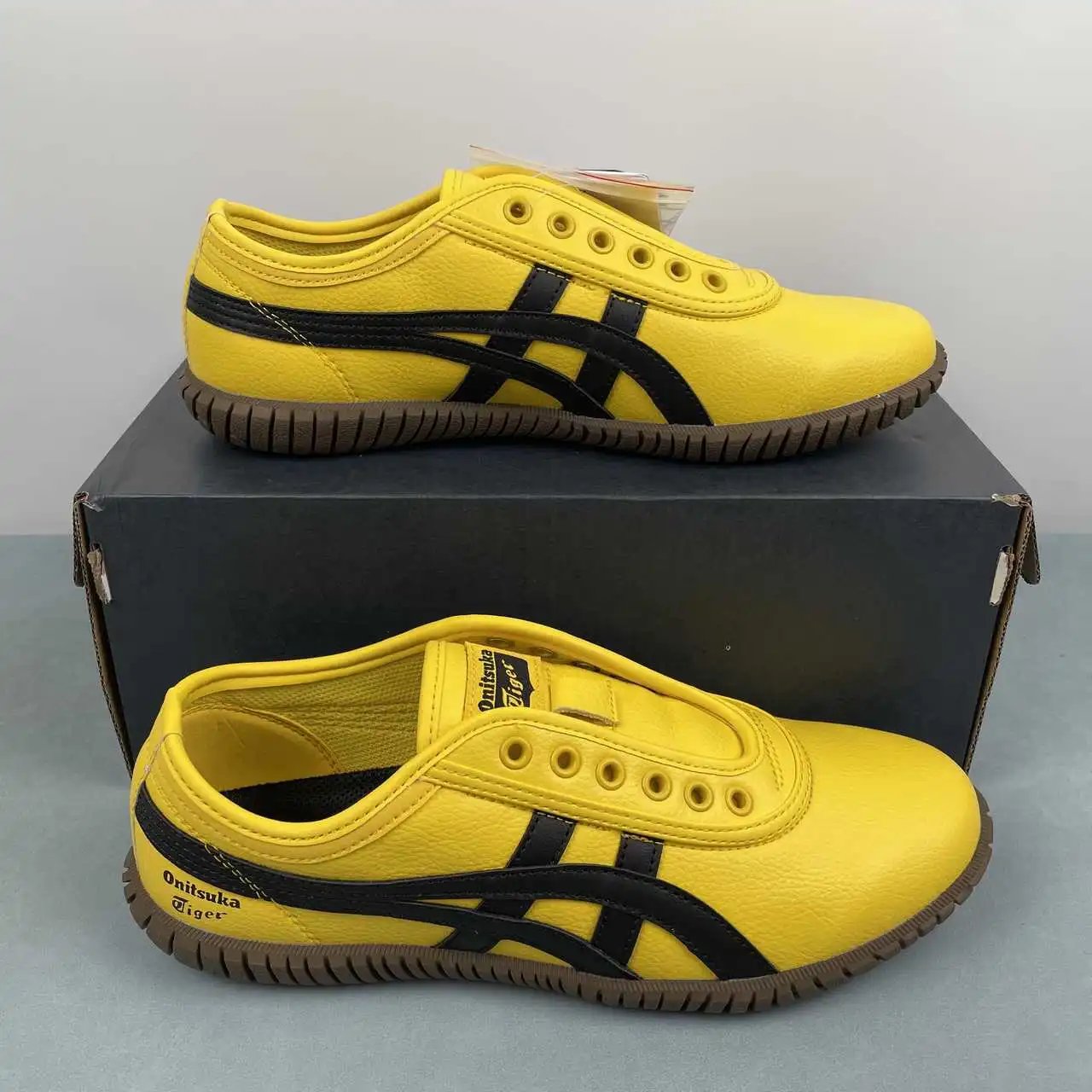 Asics Onitsuka tiger TSUNAHIKI SLIP-ON 1183C529-750