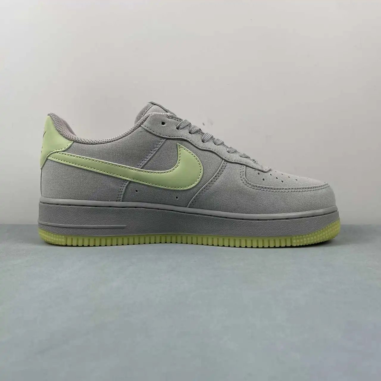 Nike Air Force 1 315122-107 thumbnail 4