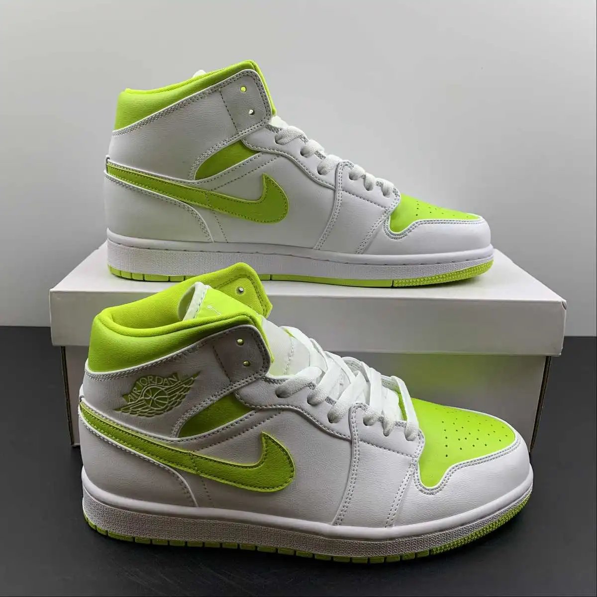 Air Jordan 1 Mid White Fluorescent Green – BQ6472-131