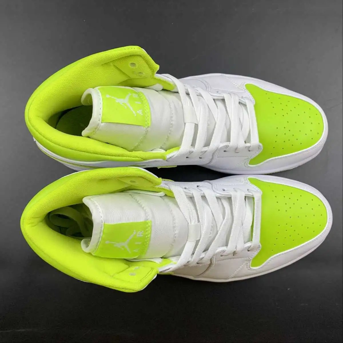 Air Jordan 1 Mid White Fluorescent Green – BQ6472-131 thumbnail 4