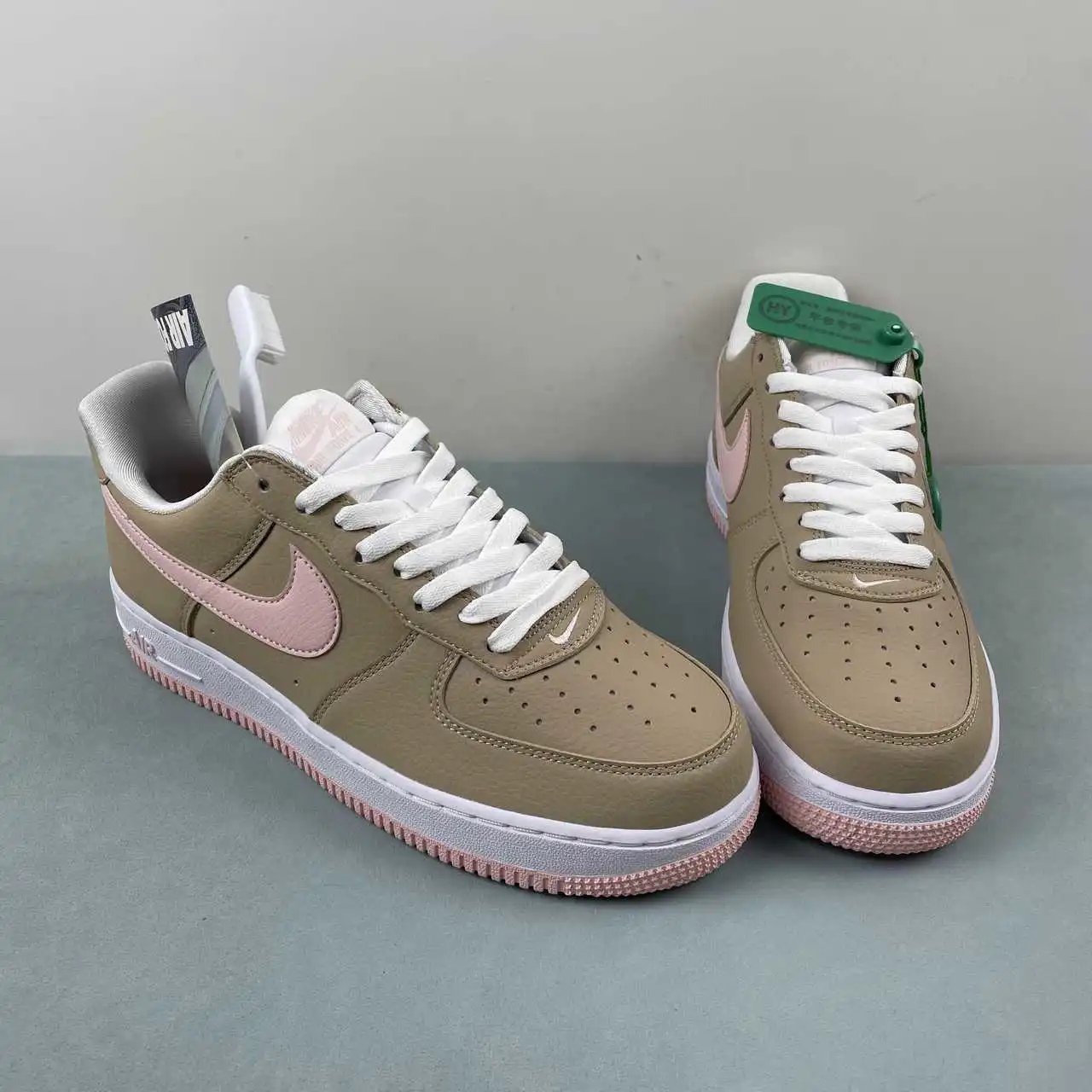 Nike Air Force 1 845053-201 thumbnail 2