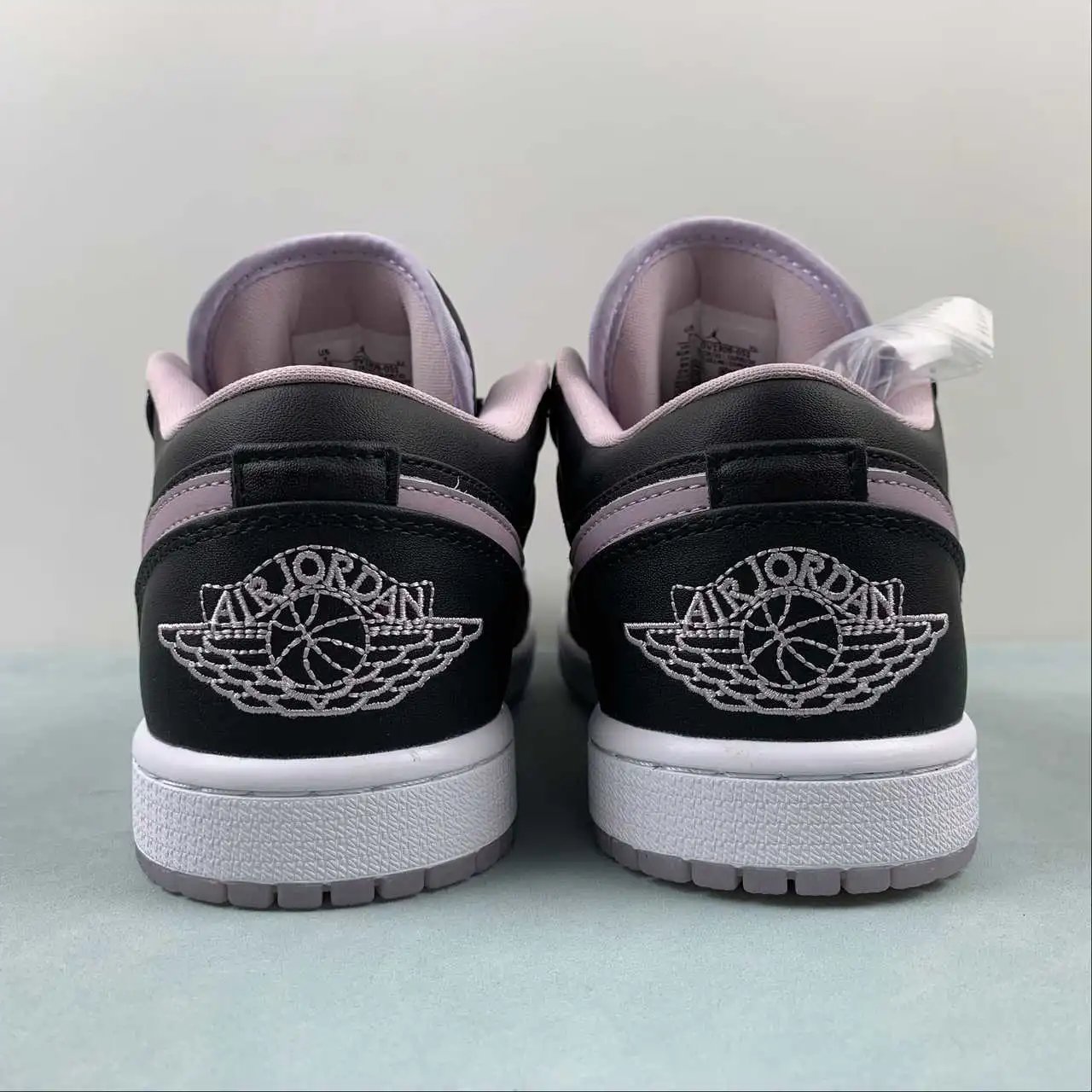 Air Jordan 1 Low DV1309-051 thumbnail 4