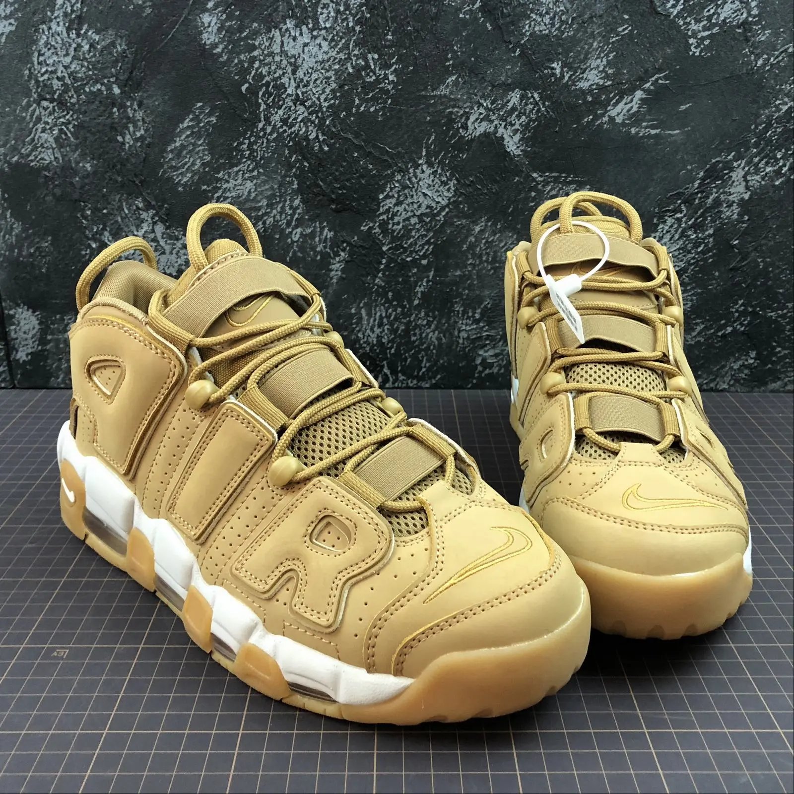 Nike Air More Uptempo Wheat – AA4060-200 thumbnail 2