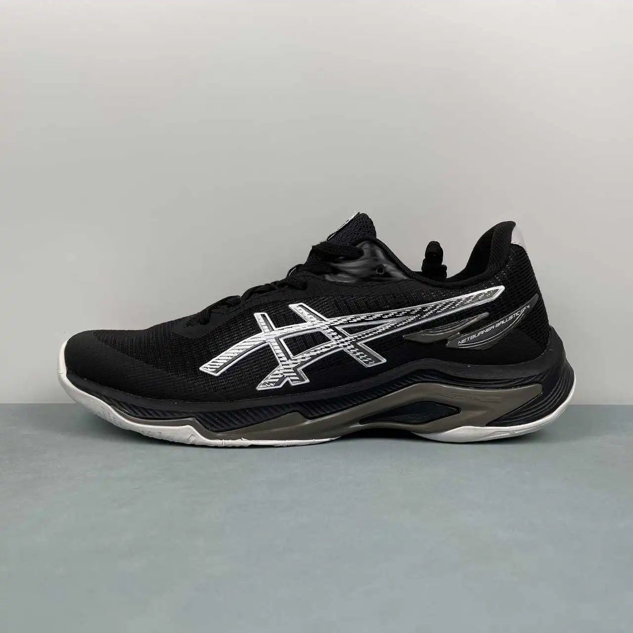 Asics NETBURNER BALLISTIC FF 4 1051A088-001 thumbnail 4