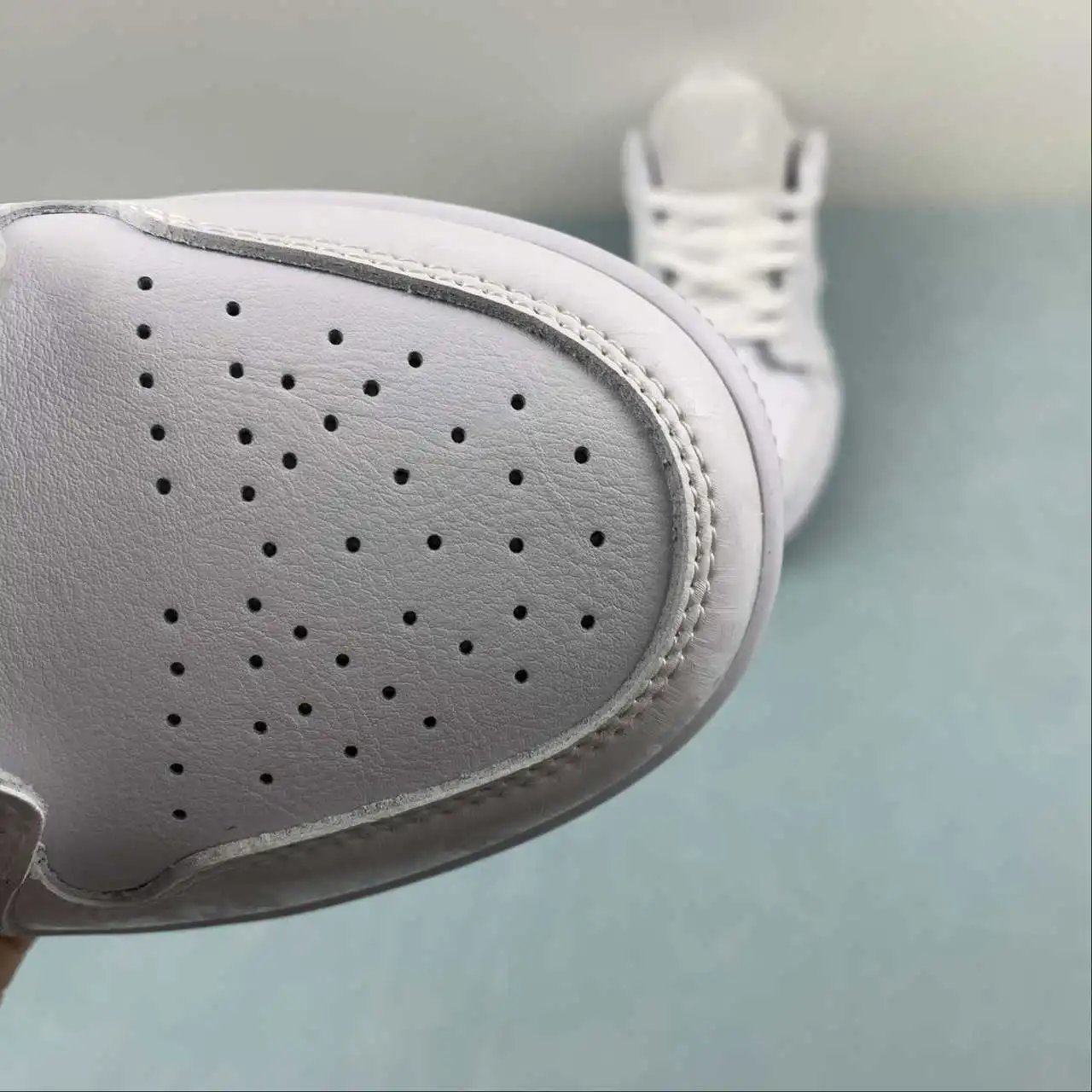 Air Jordan 1 Low FQ9112-100 8