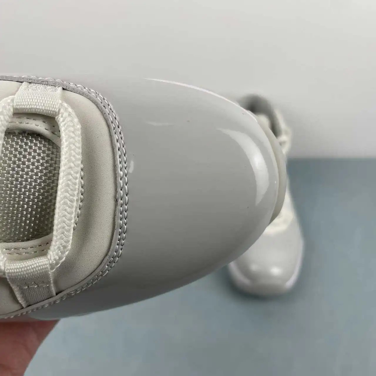 Air Jordan 11 AR0715-110 7