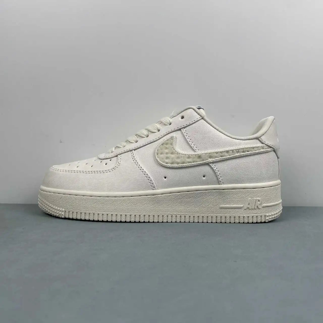 Nike Air Force 1 IH7351-010 thumbnail 4