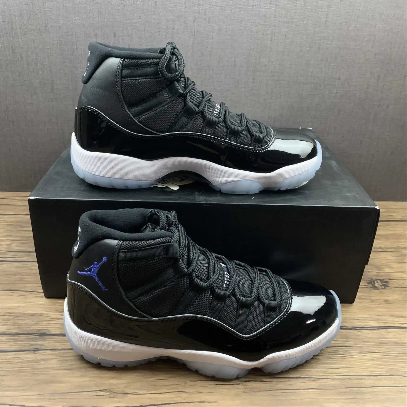 Air Jordan 11 378037-003